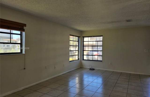 13220 SW 58th Terrace 16-1, Miami, FL 33183 Gallery 3