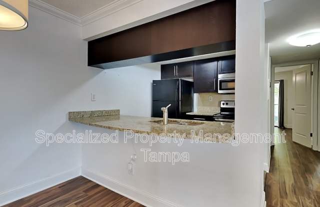 3102 W Horatio St Gallery 4