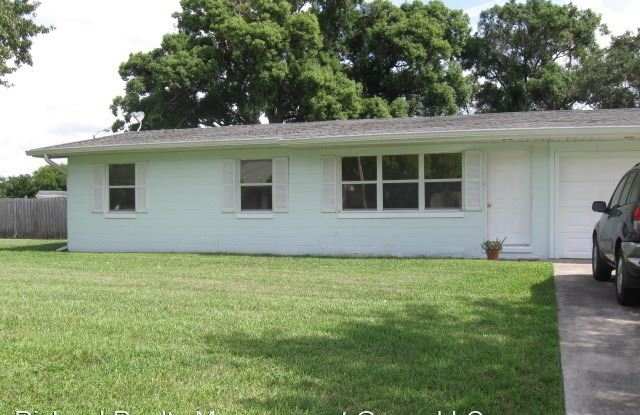1319 Browning Ave. - 1319 Browning Avenue, Sky Lake, FL 32809