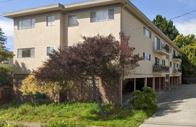 Modern Top Floor Condo, Newly Remodeled -Upgraded kitchen and bathroom photos photos