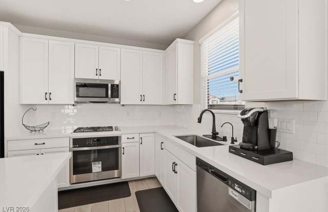 4536 Anspach Street photos photos