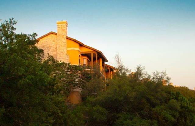 5715 Mesa Dr Gallery 3