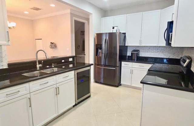 2851 W Prospect Road 1102, Tamarac, FL 33309 - 2628 Gallery 3