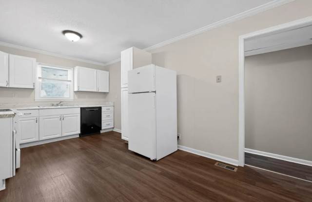 4BR 2ba home now available to lease Gallery 4