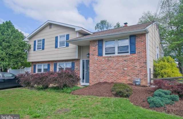 706 DARTMOUTH AVENUE photos photos