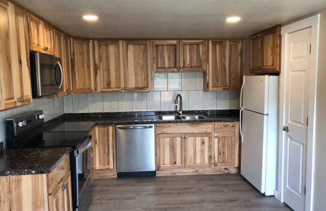 16889 Frontage Rd.  Unit 2 - 16889 South Manhattan, Gallatin County, MT 59714