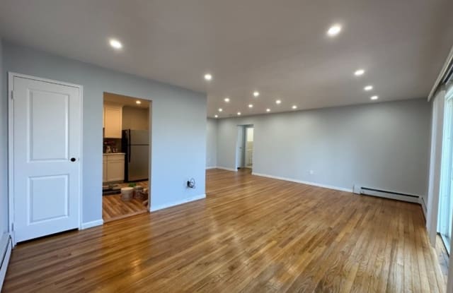 296 Hoover Ave - 296 Hoover Avenue, Essex County, NJ 07003