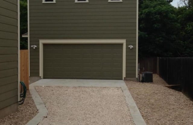 2803 Goodwin Ave B - 2803 Goodwin Avenue, Austin, TX 78702