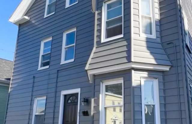 49 Lawrence Street - 49 Lawrence Street, Salem, MA 01970