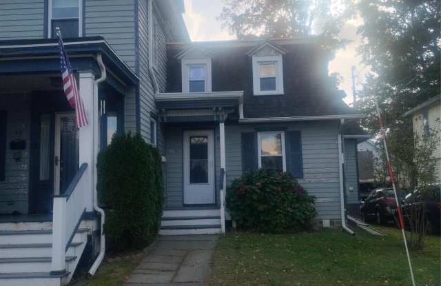 44-1/2 Washington St - 44 Washington Street, Middletown, NY 10940
