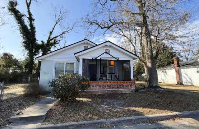 1005 Amaranth Street photos photos