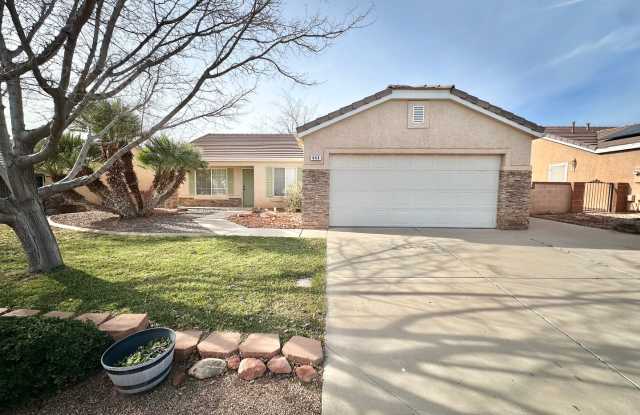 New Carpet and LVP!! Cozy Ivins Home! photos photos