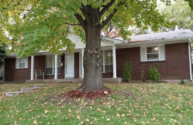 1006 North 5th Street - 1006 North Fifth Street, St. Charles, MO 63301