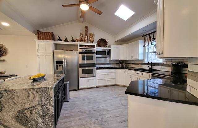 6802 Meadow Road Gallery 2
