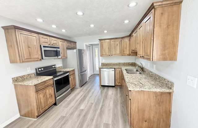 8335 S 1050 E - 8335 South 1050 East, Sandy, UT 84094