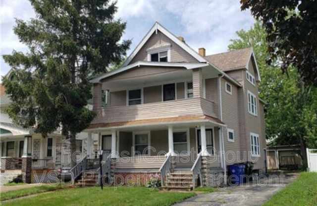 11705 Hamlen Ave photos photos
