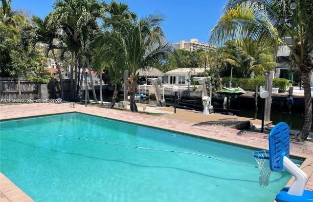 13205 Ortega Ln photos photos