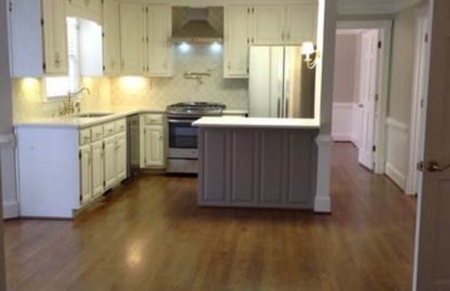 641 Laurel Wood Drive South West Gallery 2