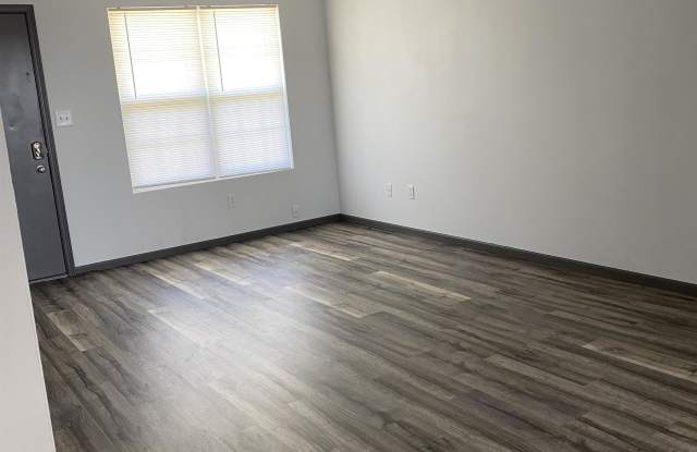 409 Western Ave photos photos