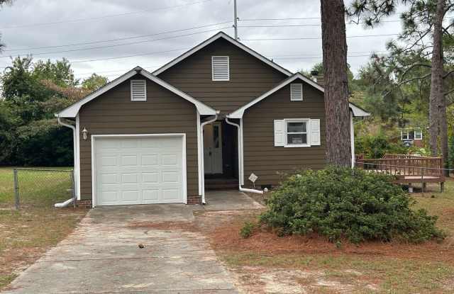 2341 Rustic Trail, Fayetteville, NC 28306 photos photos