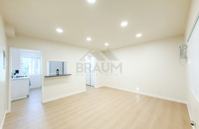 15546 VANOWEN STREET Gallery 1