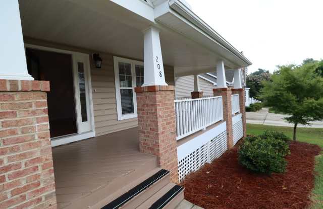 208 Chieftain Dr Gallery 3