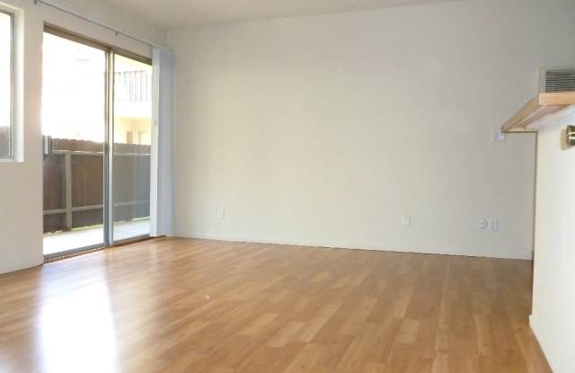 15001 Condon Ave photos photos