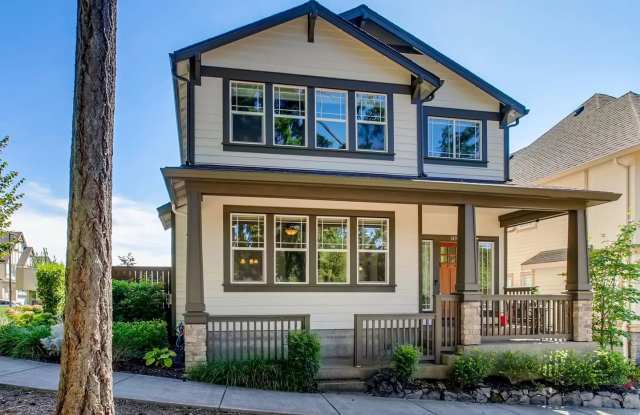 Stylish 4BR/3BA Beaverton Home Where Modern Comfort Meets Convenience photos photos