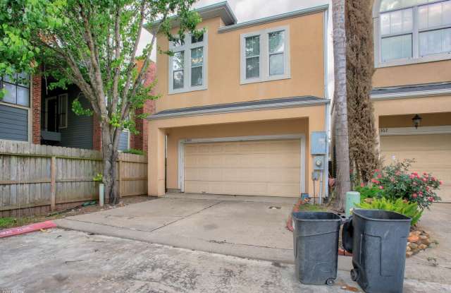 10366 Panther Point Dr - 10366 Panther Point Drive, Houston, TX 77099