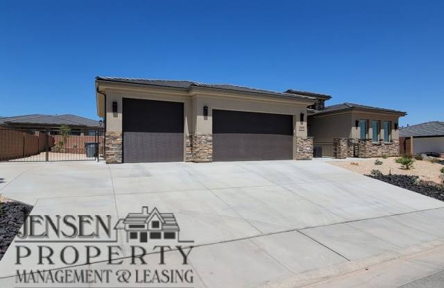Beautiful Custom Home in Green Springs- Small Dog ok Gallery 3