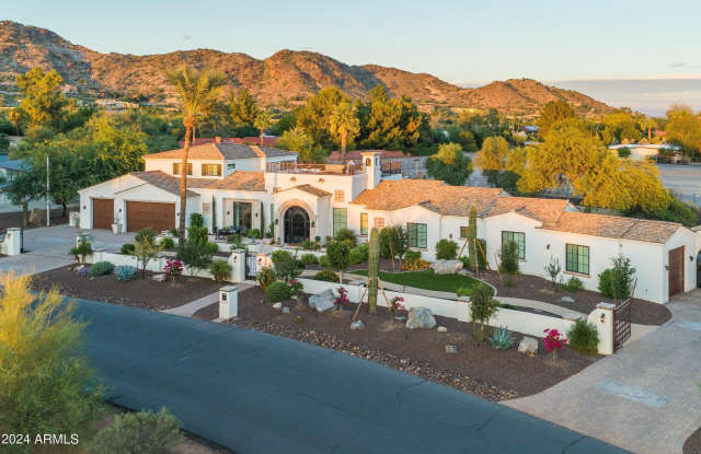 6521 N Smoke Tree Lane photos photos