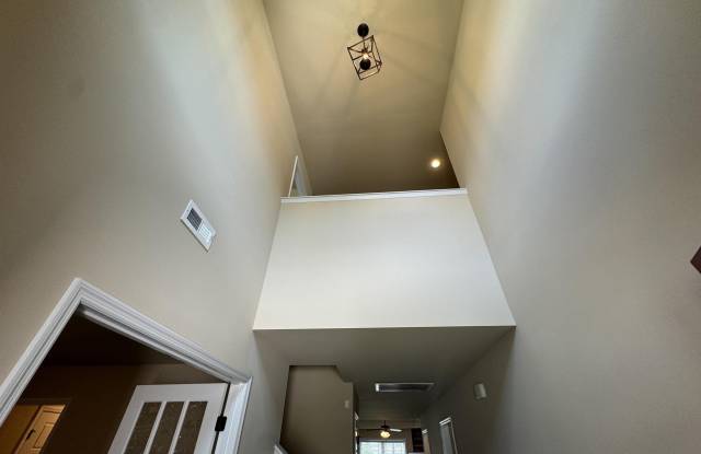 120 Meadowglade Lane Gallery 4