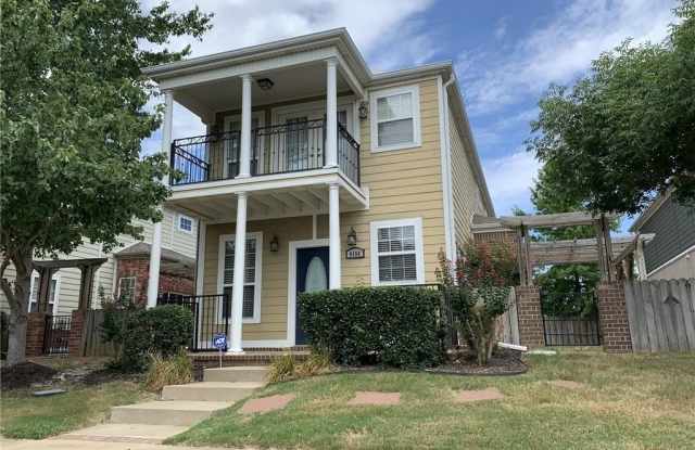 4156  W Bradstreet  LN photos photos