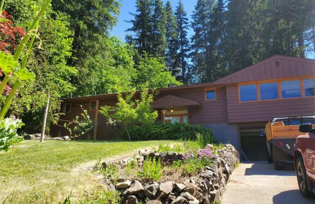 Large Tucked Away South Hill Home! photos photos