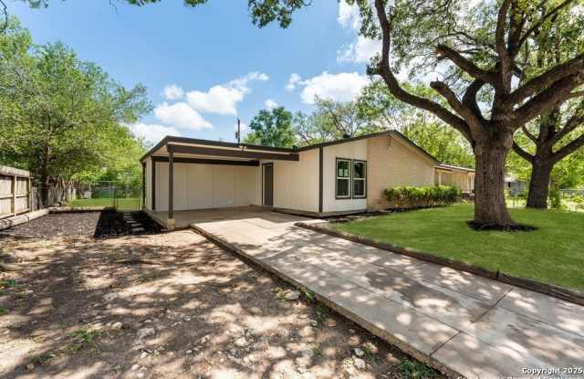 4119 Tamarak photos photos