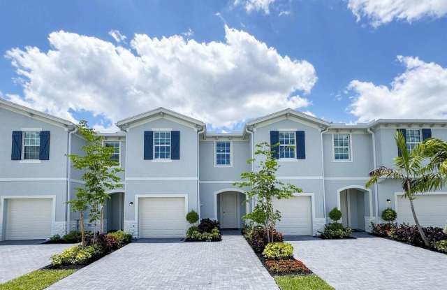 4250 Lagoon Shore Drive photos photos 4250 Lagoon Shore Drive photos photos