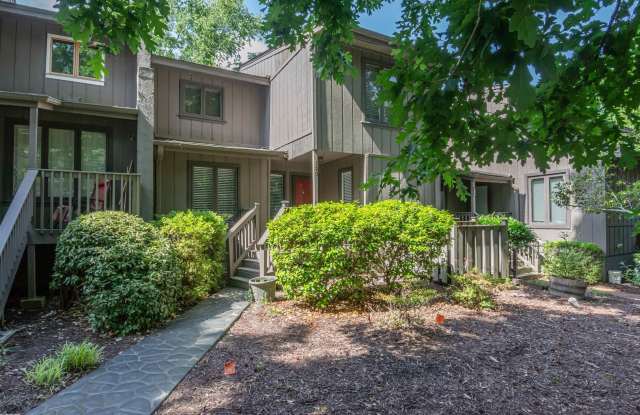 130 Inglewood Way photos photos