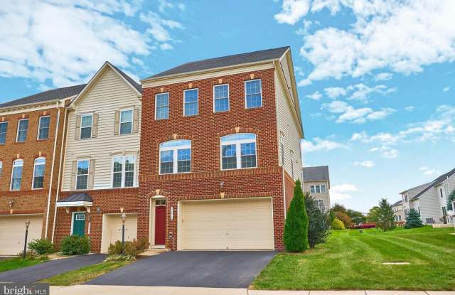 21276 HYRST GROVE Terrace - 21276 Hyrst Grove Terrace, Ashburn, VA 20147