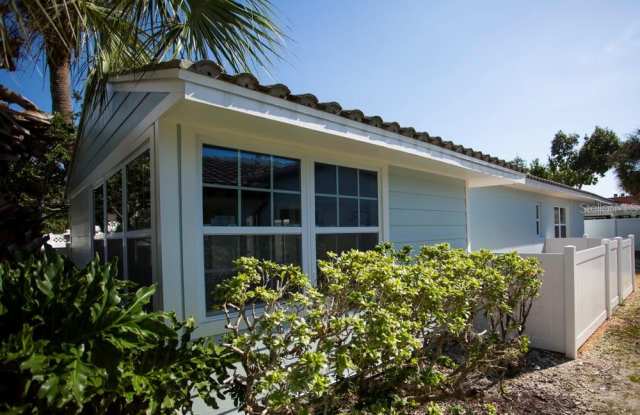 17002 DOLPHIN DRIVE Gallery 2