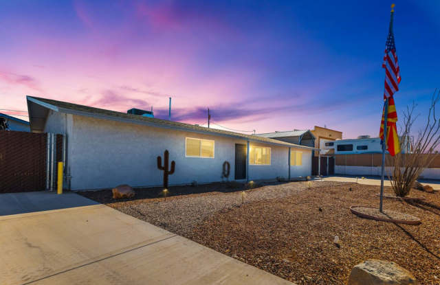 2261 Sahara Dr photos photos