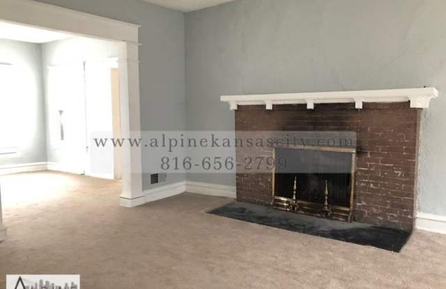 1816 East 75 Terrace Gallery 3