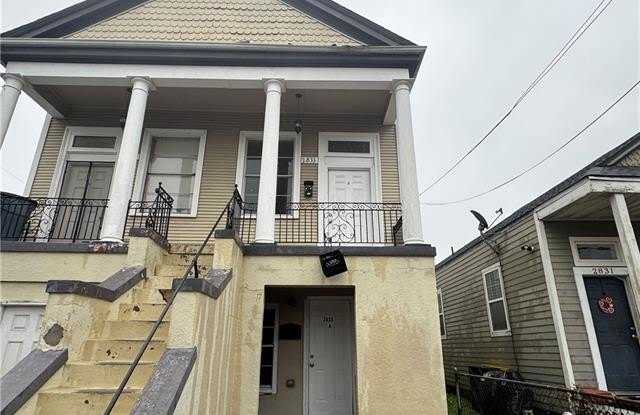 2833 GENERAL TAYLOR Street photos photos