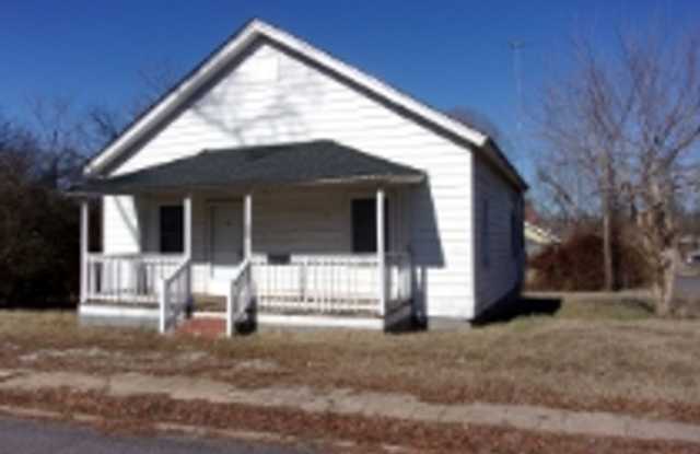 526 Leslie - 526 Leslie Street, Gayle Mill, SC 29706