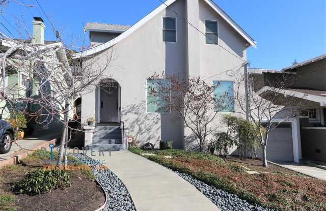 Glenview Traditional Three Bedroom Home photos photos
