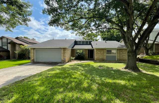 SPACIOUS 4 BEDROOM HOME IN MILLERS RIDGE***EASY ACCESS TO RANDOLPH AFB, FT. SAM,  SHOPPING - 9614 Chelmsford Drive, Bexar County, TX 78239