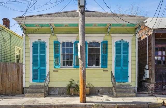 926 PORT Street photos photos