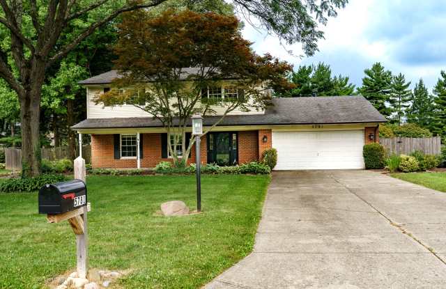 5781 King Arthur Dr photos photos