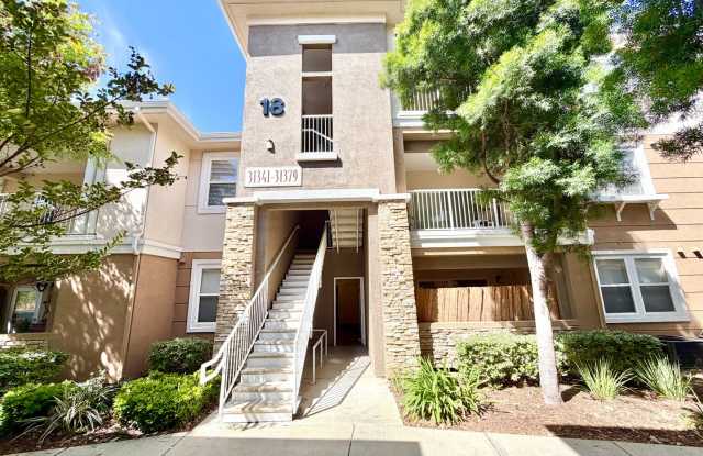Stylish 2 Bedroom 2 Bathroom 1 Car Garage with Resort Style Amenities in Prime Temecula Location photos photos