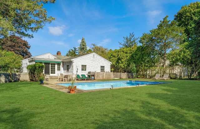 4 Barker Lane photos photos