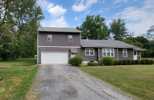 3854 1/2 S Sherman Drive Gallery 1